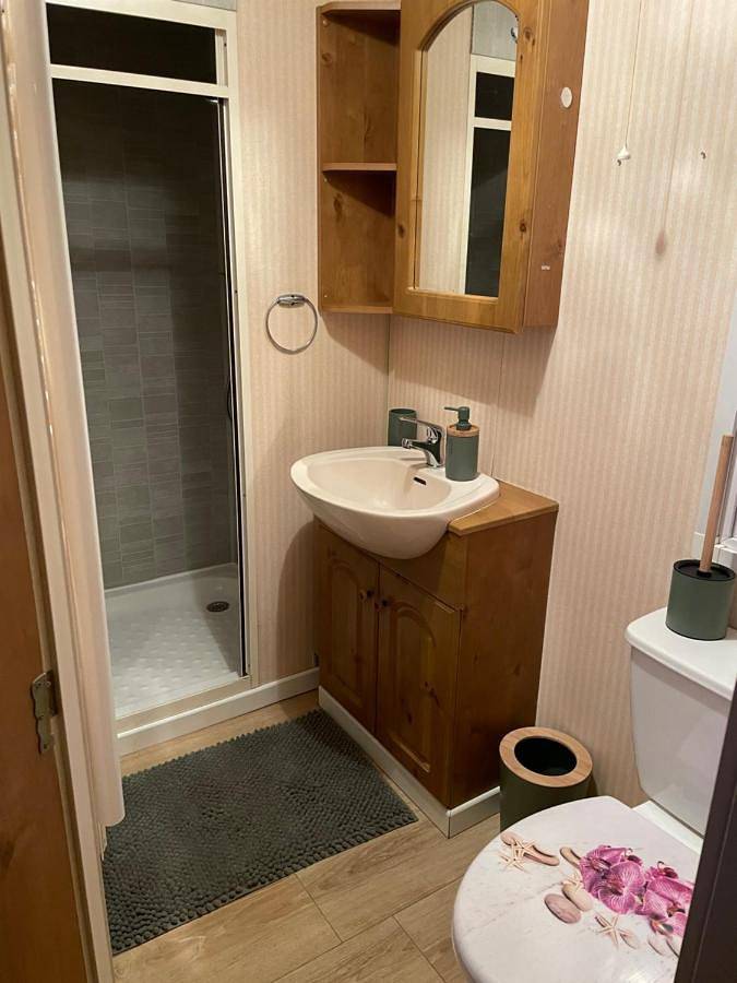 Chambre d’hôte pour 4 personnes, avec terrasse ainsi que vue et jardin à Lesparre-Médoc - 2