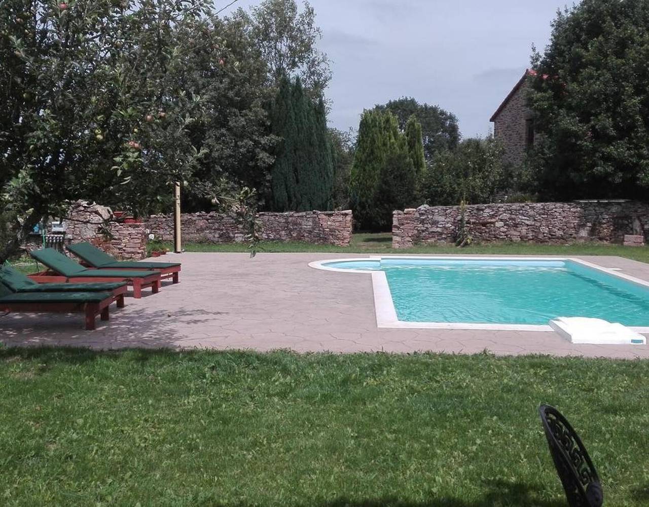 Casa rural 'Os Vilares L' con piscina compartida, jardín privado y Wi-Fi in Santiago de Compostela, Provincia de La Coruña