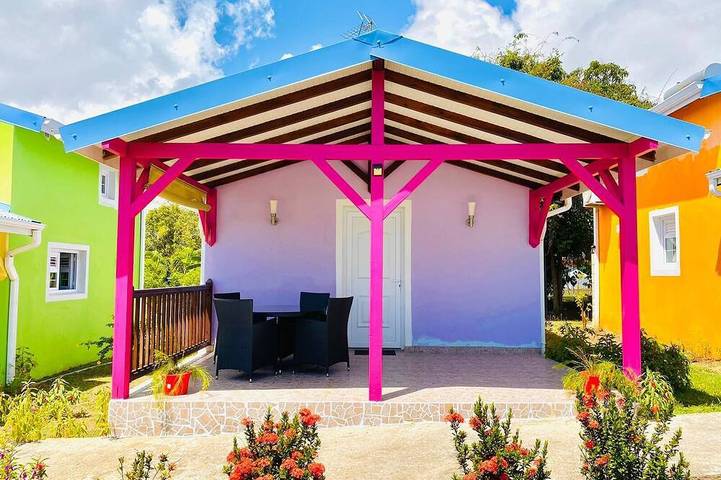 Ferienhaus für 4 Personen, mit Terrasse und Pool sowie Garten in Martinique
