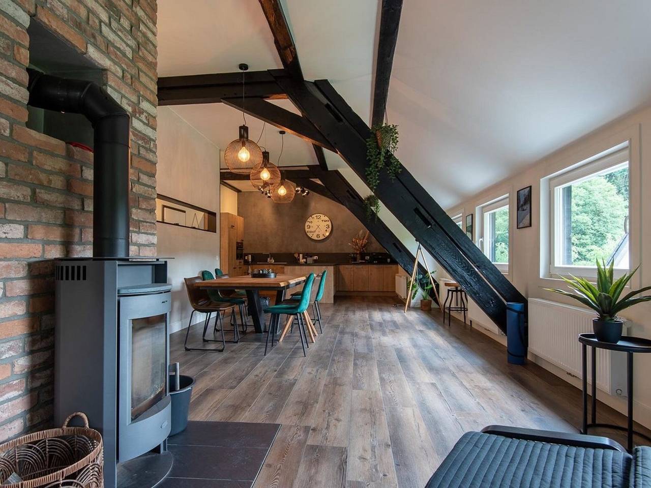 Luxuriöses Ferienhaus bei Winterberg in Elkeringhausen, Winterberg