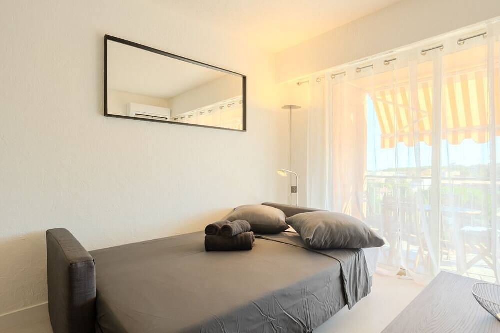 Geheel appartement, Cosy apartment in Vence with swimming pool & parking in Vence, Middellandse Zeekust (Frankrijk)