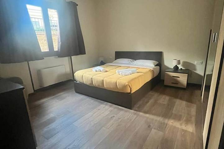 Ganze Wohnung, Elegant apartment with garden in exclusive Villa in the heart of Palermo in Palermo, Palermo Provinz