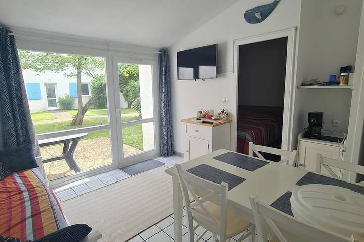Maison plein pied résidence sécurisée avec piscine et place de parking privée in Dolus-d'Oléron, Côte de Beauté