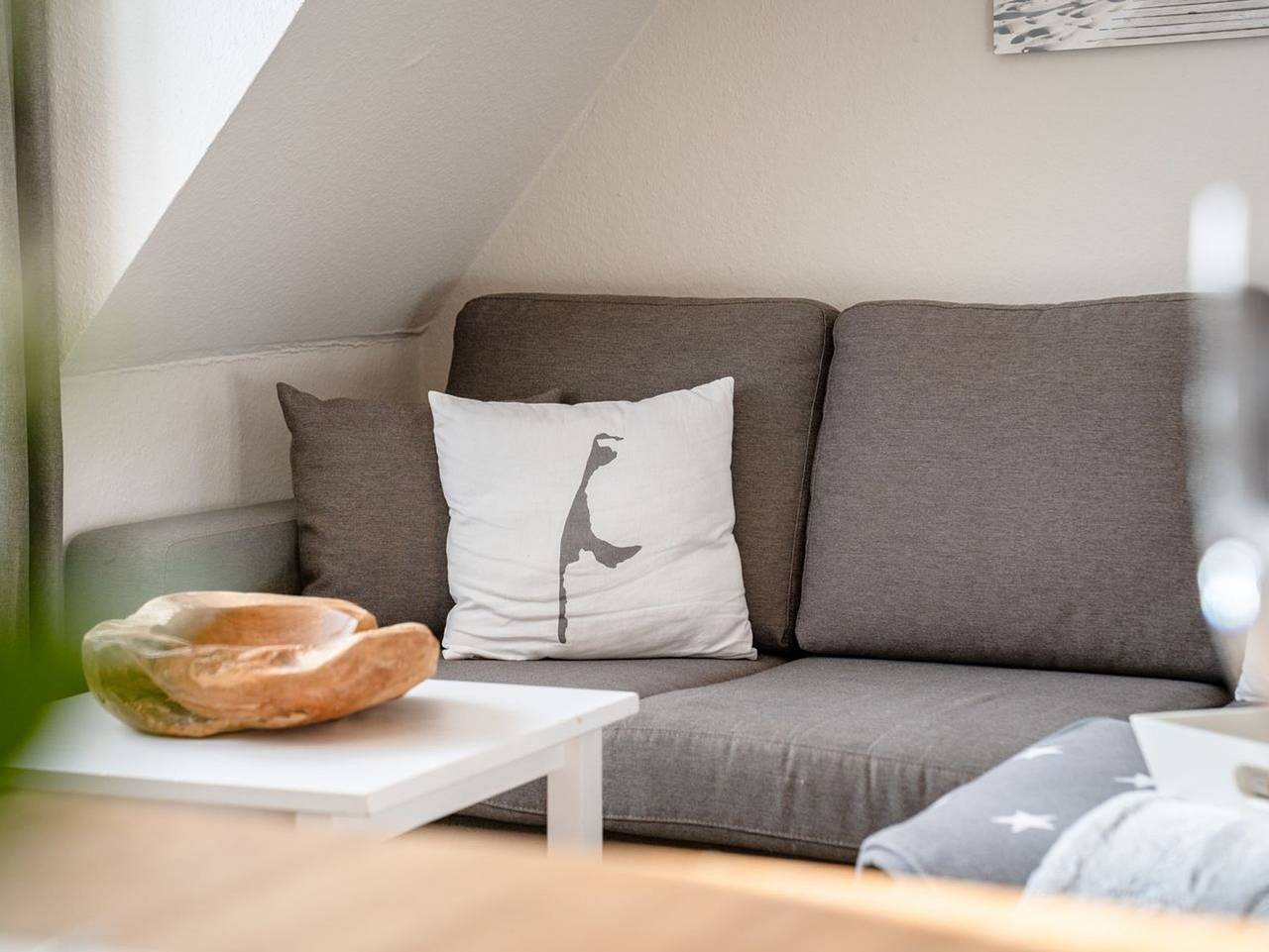 Ganze Ferienwohnung, Lh Dünenblick Wohnung 9 - Strandnahe 3-Zimmer-Wohnung mit ca. 55 m² unter Reet, für bis zu 4 Personen in Wenningstedt, Sylt