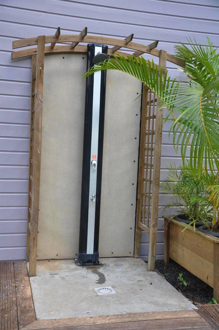 Location de vacances pour 6 personnes, avec piscine ainsi que vue et jardin à Rivière-Pilote - 3