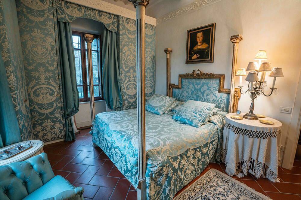 Unique property: elegant and luxurious Art Nouveau villa in the Tuscan hills. in Casciana Terme Lari, Colline Pisane