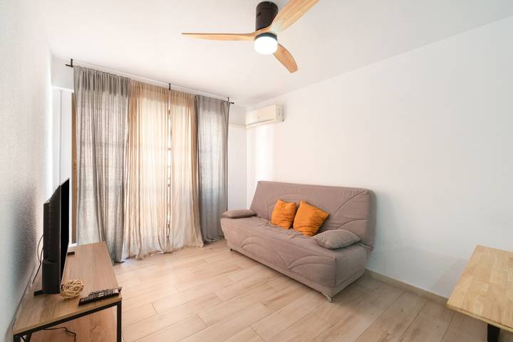 Entire apartment, Apartment 'Las Flores 1' with Wi-Fi and Air Conditioning in Murcia, Murcia Inland