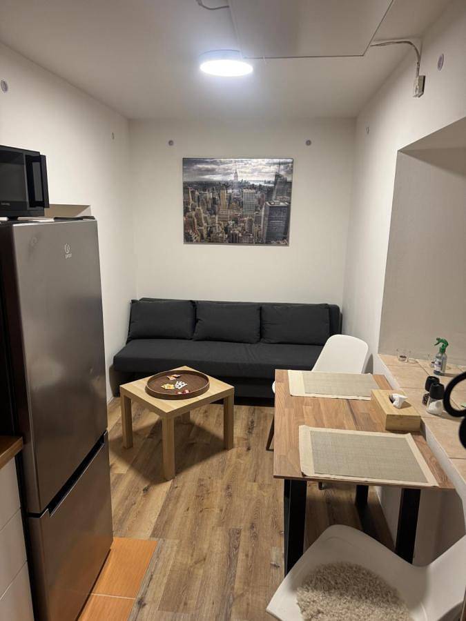 Gîte pour 2 personnes, avec terrasse ainsi que vue et jardin à Mladá Boleslav - 3