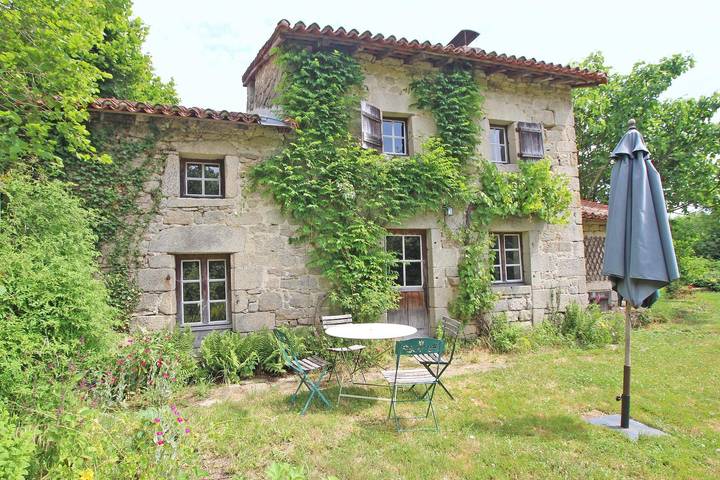 Gîte pour 2 personnes, avec Jardin