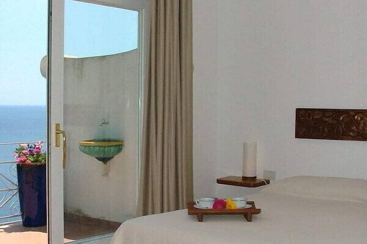 Appartamento intero, Splendida vista sul mare - ottima posizione - non lontano dal centro città in Spiaggia d'Arienzo, Positano