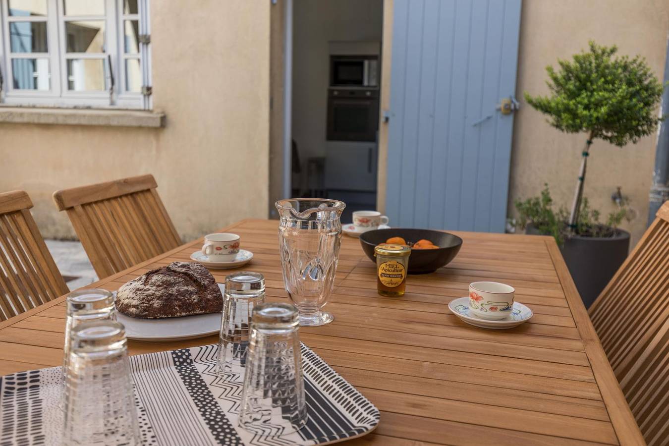 Le clos bleu in Labastide-d'Armagnac, Landes