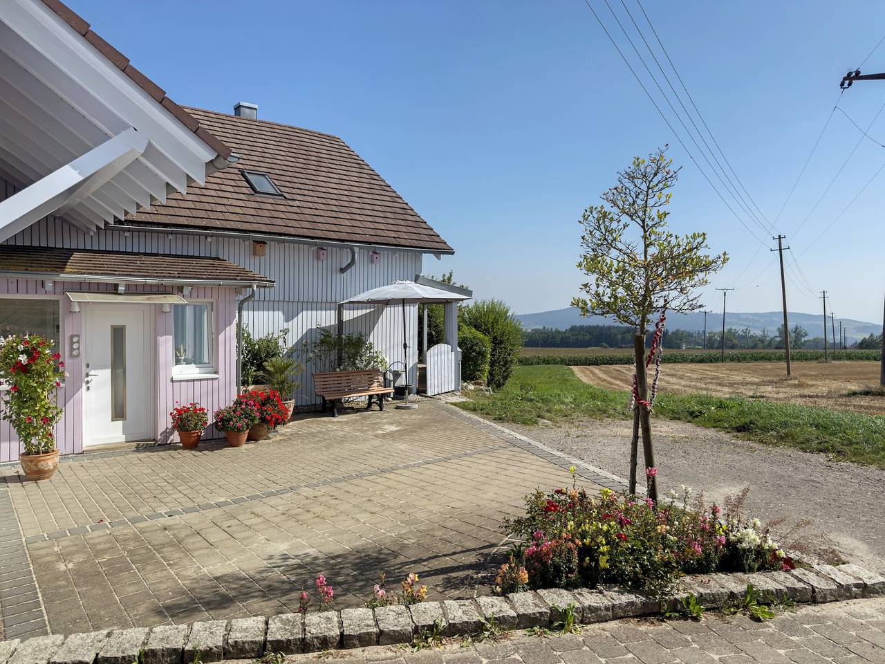 Ganze Wohnung, Gartenwohnung mit Seeblick, privater Terrasse und Wi-Fi in Deggenhausertal, Region Bodensee-Oberschwaben