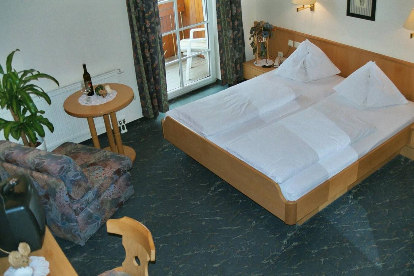 Doppelzimmer mit Dusche, Wc in Südoststeiermark, Halbenrain