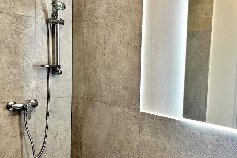 Ganze Wohnung, Stylisches 1 Zimmer Apartment in Ortsbezirk Ludwigshafen-Oppau, Ludwigshafen