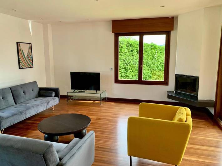 Chalet para 14 personas, con terraza y jardín, Se admiten mascotas en Gijón - 3