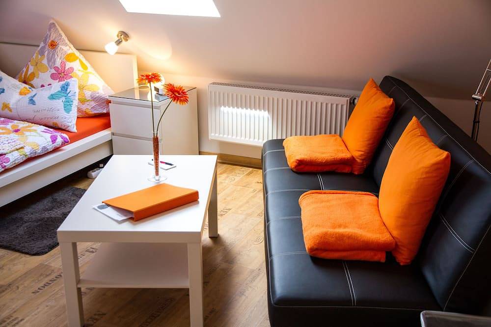 Ganze Wohnung, Moderne Ferienwohnung-/apartment, Nähe Musikhaus Thomann, liebevoll eingerichtet in Burgebrach, Steigerwald