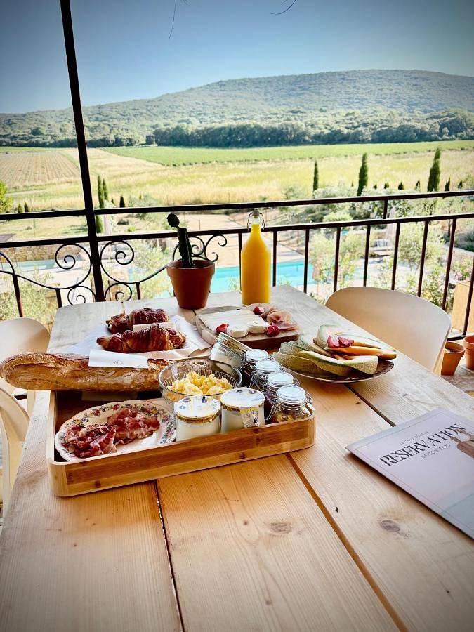 Location de vacances pour 2 personnes, avec bassin pour enfant ainsi que jardin et piscine à Baron - 2