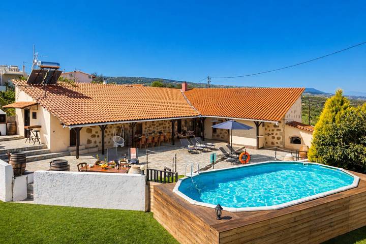 Villa para 8 pessoas, com Terraço e Jardim em Alfa