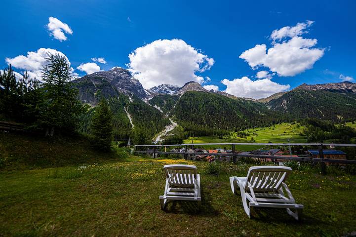 Ferienwohnung für 4 Personen, mit Balkon und Terrasse sowie Garten