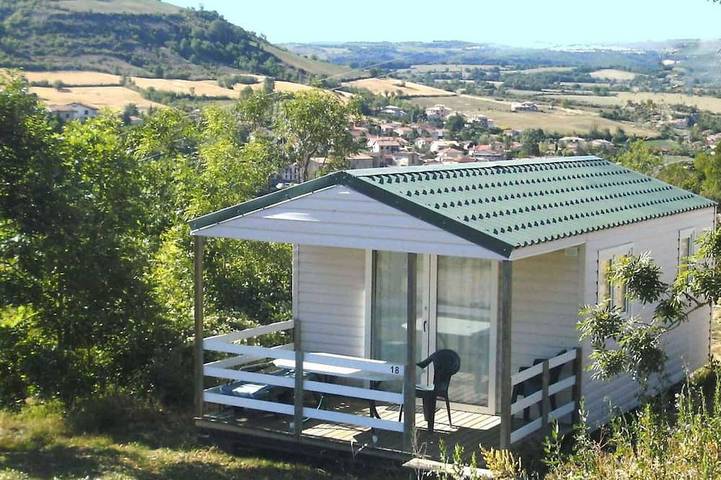 Mobil home pour 4 personnes à Saint-Georges-de-Luzençon