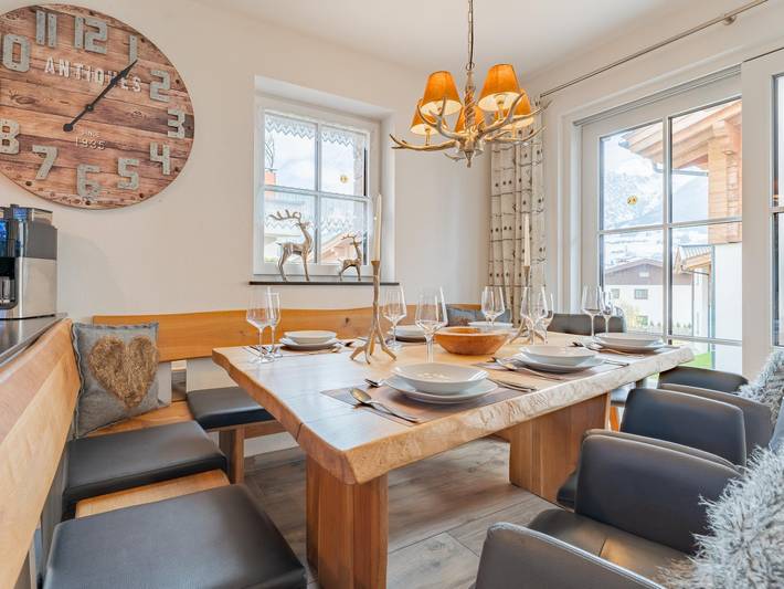 Wunderschönes Chalet mit Wellness und Bar
 in Piesendorf, Pinzgau