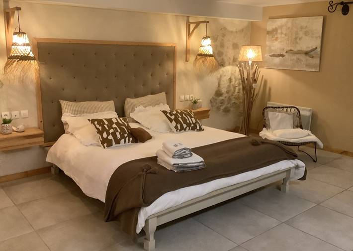 Gîte pour 2 personnes, avec terrasse ainsi que piscine et jardin à Mollans-sur-Ouvèze - 3