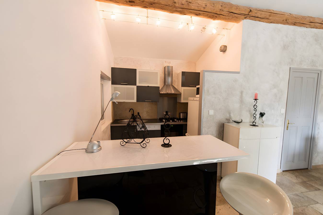 Maison l'Oustalette de Mau-bé con piscina en el Luberon in Maubec, Parque natural regional del Luberon