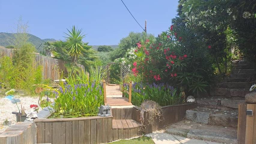 Apartamento de vacaciones para 3 personas, con jardín y piscina - 1