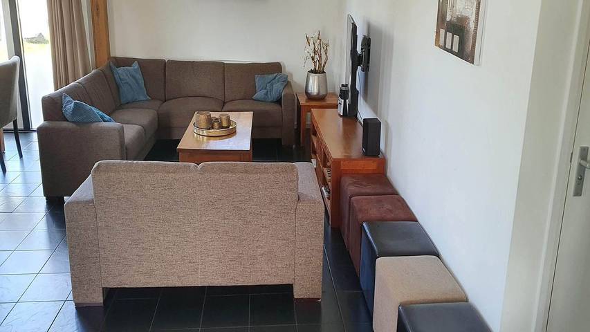 Ferienhaus mit Meerblick für 53 Personen, mit Garten in Zeeland