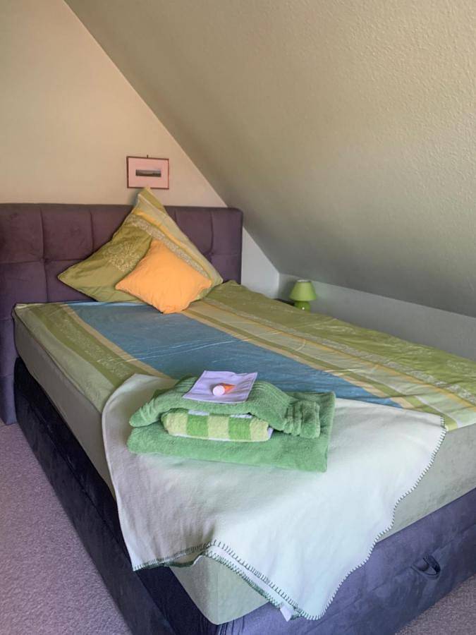Geheel vakantieappartement, Privatzimmer Kempen in Kempen, Niederrhein