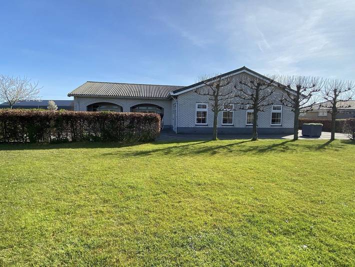 Vakantiehuis voor 40 personen, met terras en balkon/terras in Ellemeet