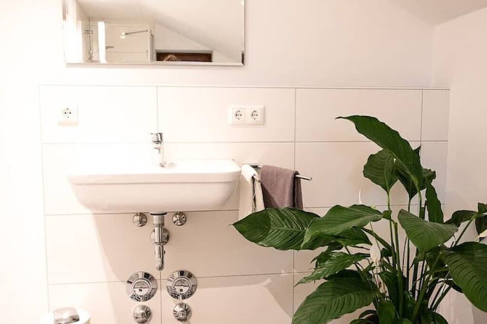 Ganze Wohnung, Apartment 1 - Classy & Comfort in Breitbrunn am Chiemsee, Chiemsee