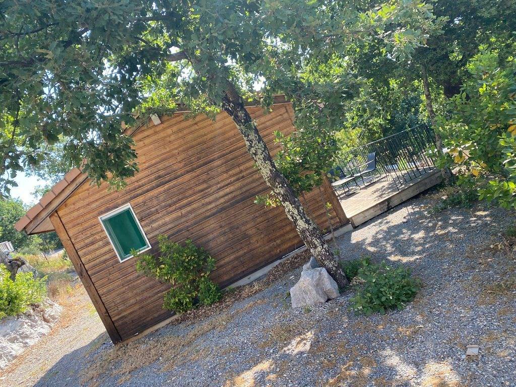 Chalet Le Cabanon - Rev'ô Thijol Vacances in Saint-Alban-Auriolles, Ardèche