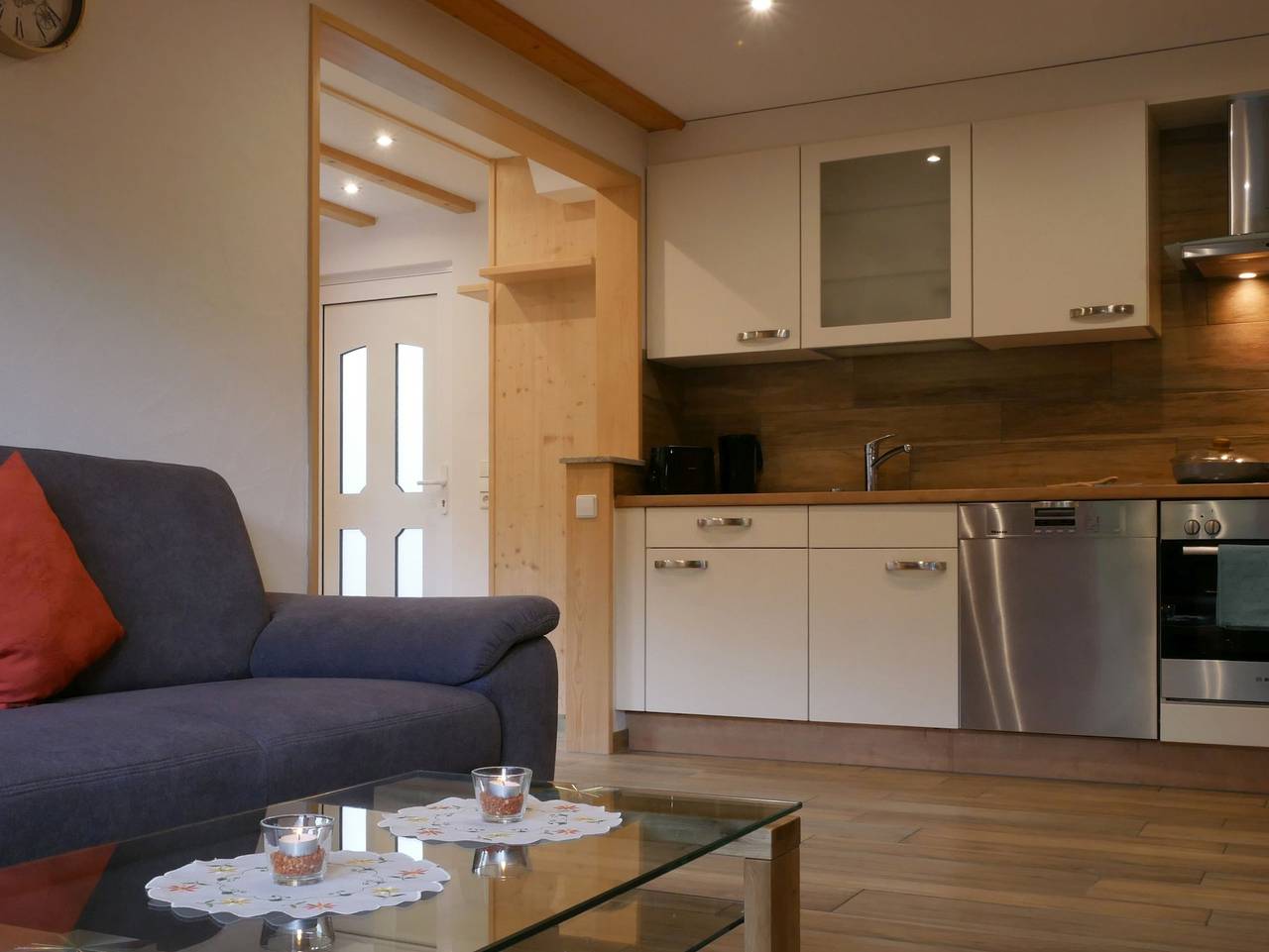 Ganze Wohnung, Apartment 'Eulennest' mit Gemeinschaftspool, privater Terrasse und Wlan in Wolfach, Mittlerer Schwarzwald