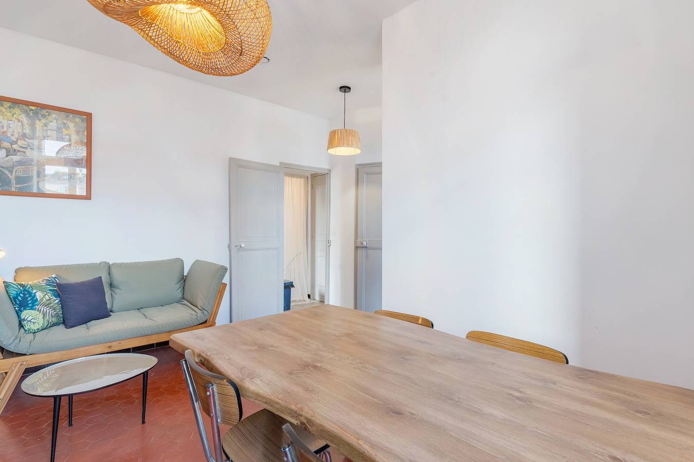 Appartement entier, Appartement « Le Gîte Du Forgeron » à La Tour-d'Aigues in La Tour-d'Aigues, Parc naturel régional du Luberon