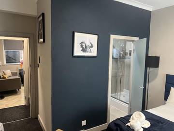 Holiday Rental for 8 People in Sheffield, South Yorkshire, Photo 3