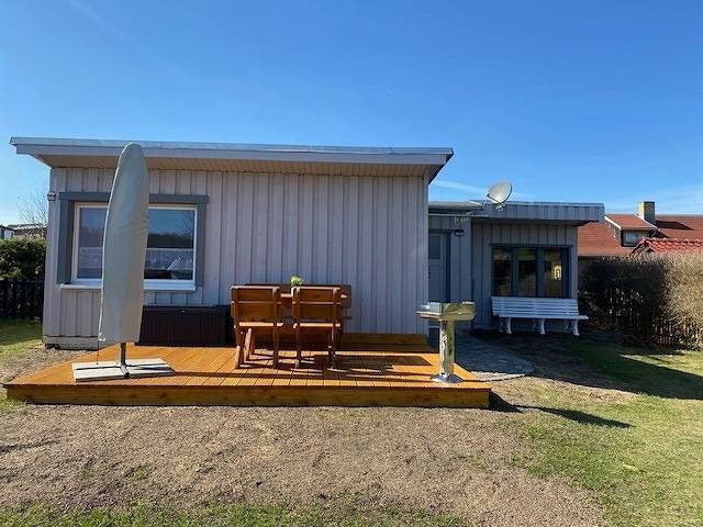 Bungalow für 4 Personen, mit Terrasse und Garten