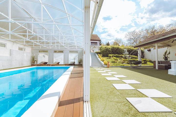 Location de vacances pour 11 personnes à Novi Sad