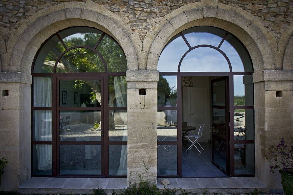 Appartement entier, Chrysalide-Appartement-Supérieure-Vue sur la campagne-Sdb privée avec douche in Laudun-l'Ardoise, Région de Nîmes