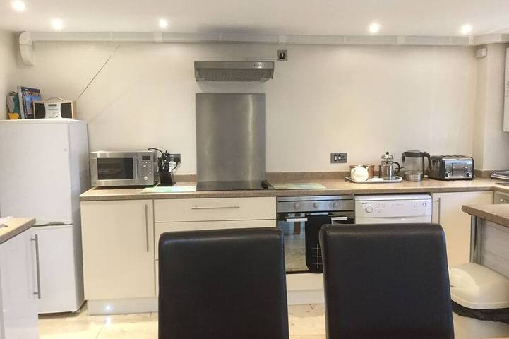 Holiday rental for 8 people, with garden in Newlyn