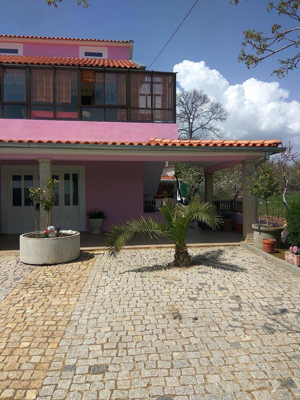 Joaquim do Norte in Podence, Podence e Santa Combinha