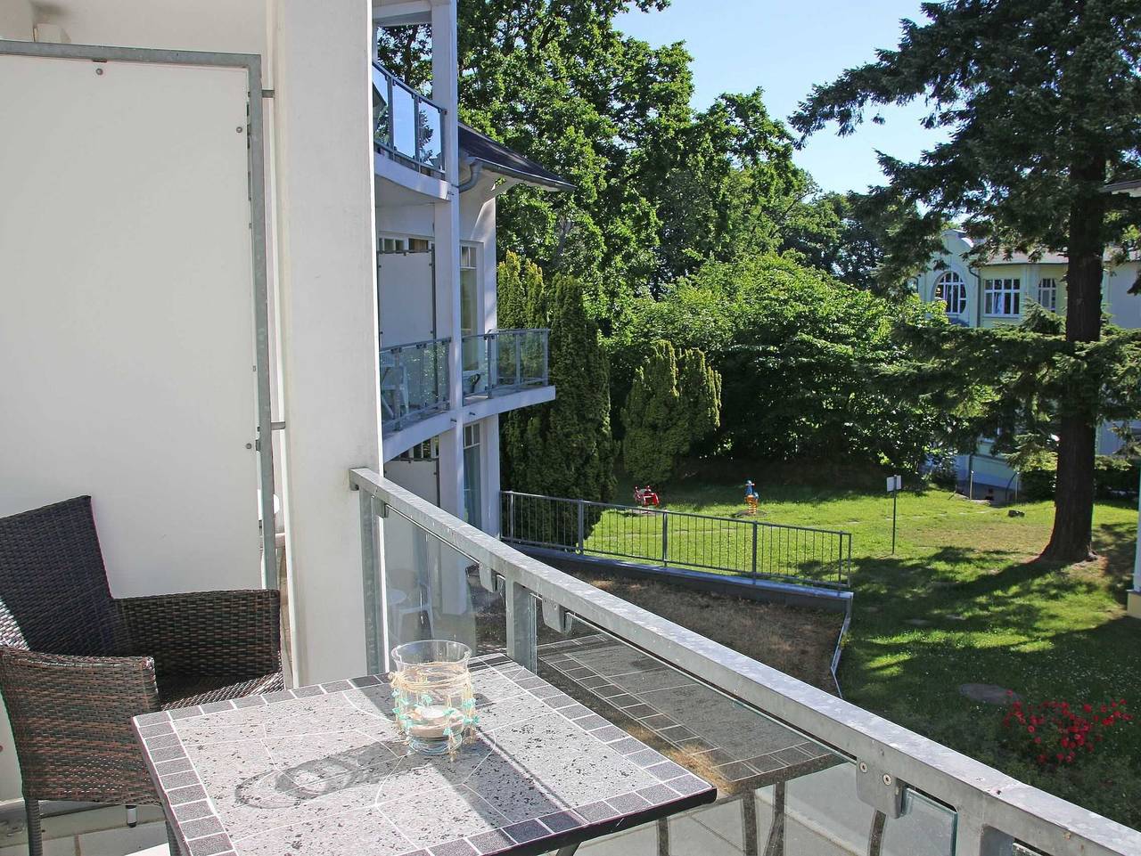 Ganze Ferienwohnung, Appartementanlage Villa Granitz ca. 200m Strandentfernung in Göhren, Rügen
