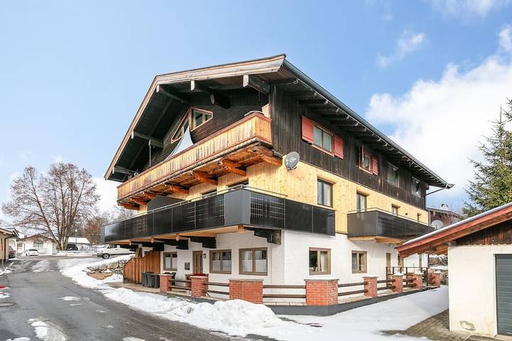 Hütte für 4 Personen, mit Garten, mit Haustier in Brixen im Thale