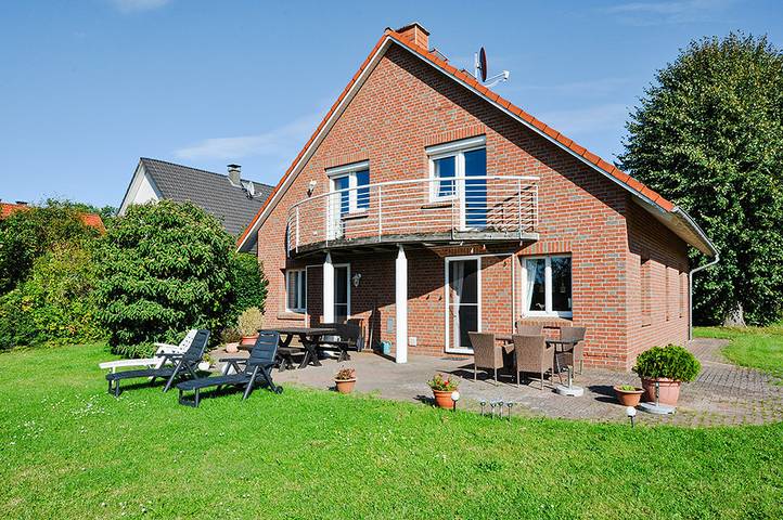Ferienhaus mit Meerblick für 4 Personen, mit Terrasse und Garten sowie Seeblick am Dümmer See (Mecklenburg-Vorpommern)