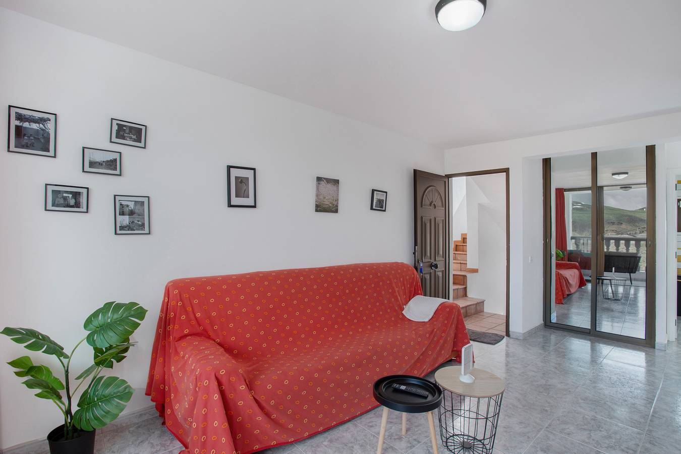 Apartamento entero, Vacaciones 'El Granero' con terraza compartida, jardín compartido y Wi-Fi in Los Toscales, Moya