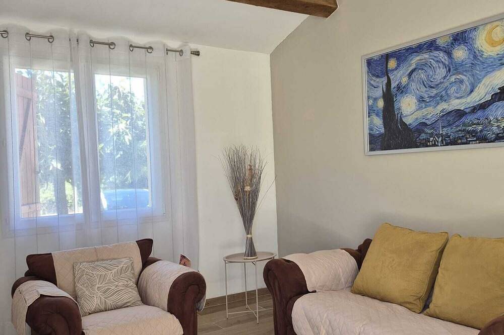 Maisonnette avec piscine privée, proche Vaison-la-Romaine et Nyons in Tulette, Région de nyons