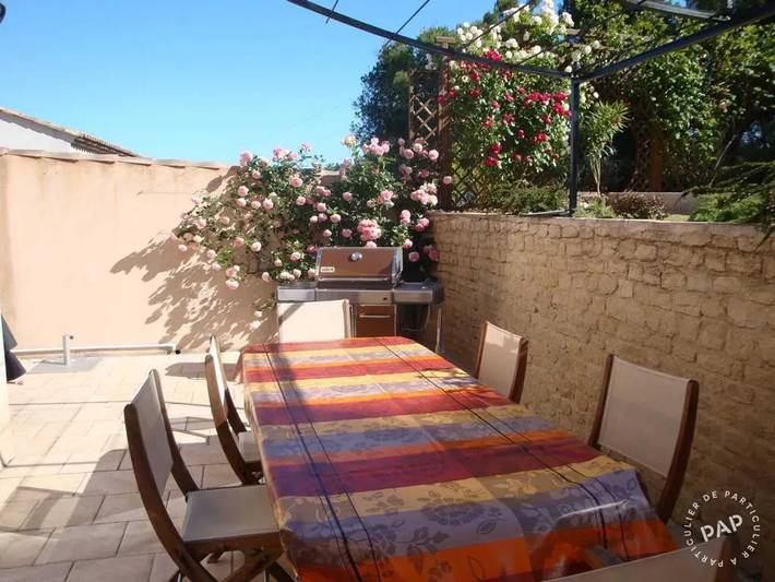 Location de vacances pour 8 personnes, avec terrasse et piscine à Mallemort - 3