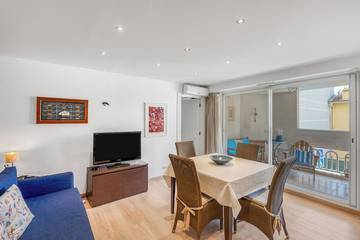 Gîte pour 4 personnes, avec balcon dans Gare de Monaco Monte Carlo
