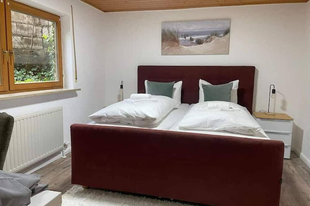 Ganze Wohnung, Ferienwohnung Dorfblick - Familienfreundlich für bis zu 6 Pers.-Hunde willkommen in Hofheim in Unterfranken, Landkreis Haßberge