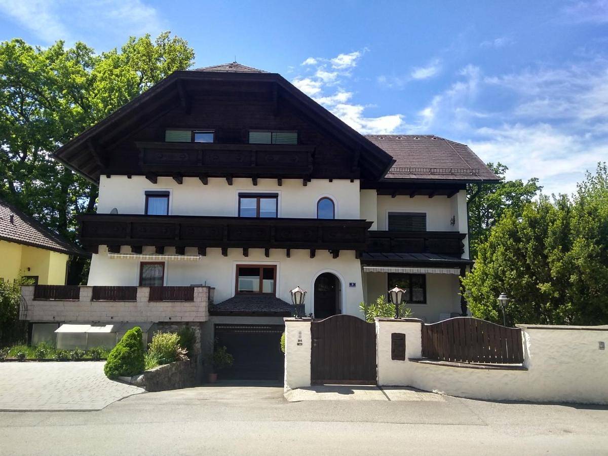 Ganze Wohnung, Two-Bedroom Apartment in Glanegg (Salzburg), Grödig